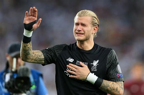 loris karius liverpool goalkeeper.